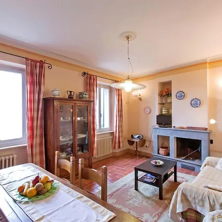 Sleeps 4 With Air Con And Wifi