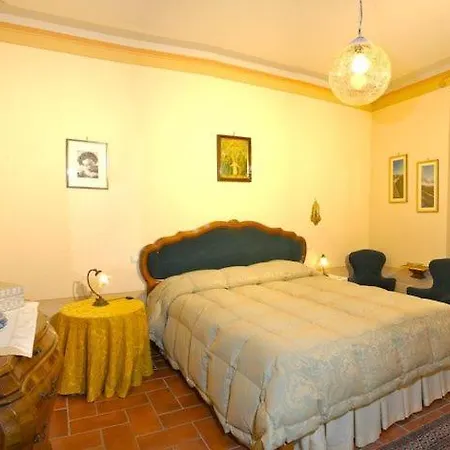 Appartamento Sleeps 4 With Air Con And Wifi